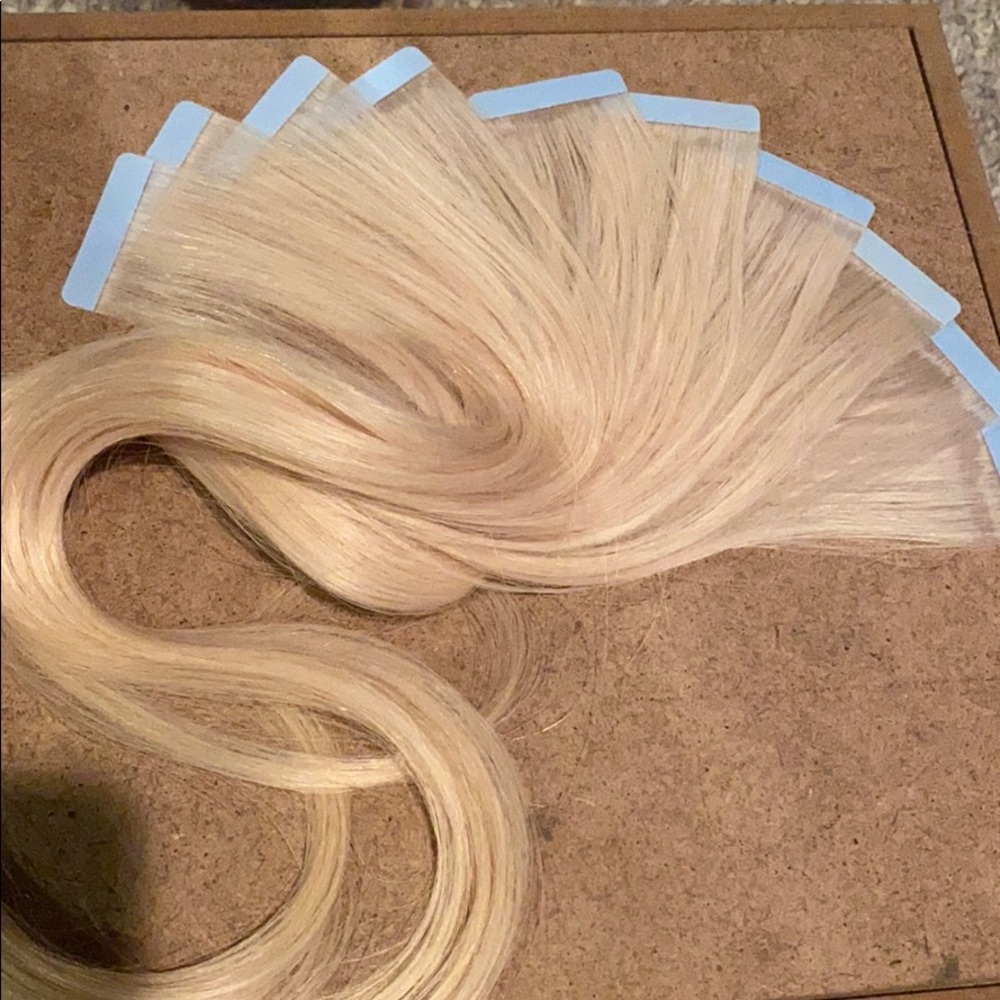 Hair - Picture 3 of 4